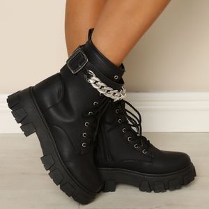 🖤⛓NWB Black Chain Platform Boots ⛓🖤